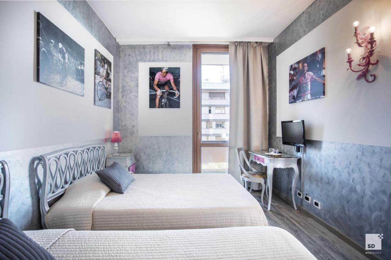 Admiral Hotel Milánó Kültér fotó